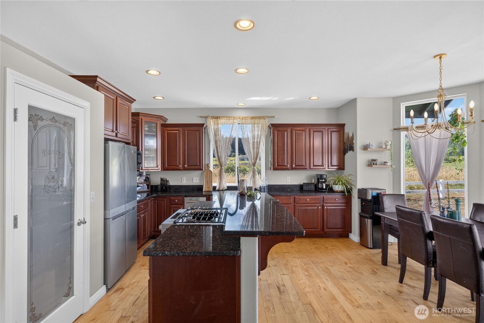 130 W Crescent Harbor Road Property Photo 12