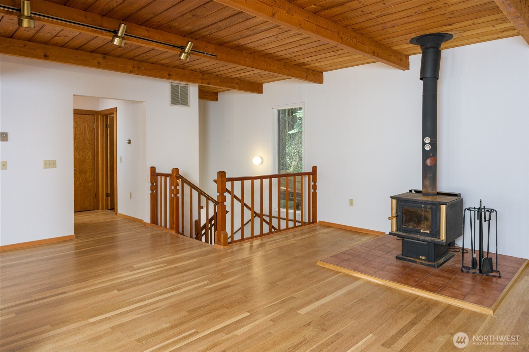 76 Lookout Loop Property Photo 7