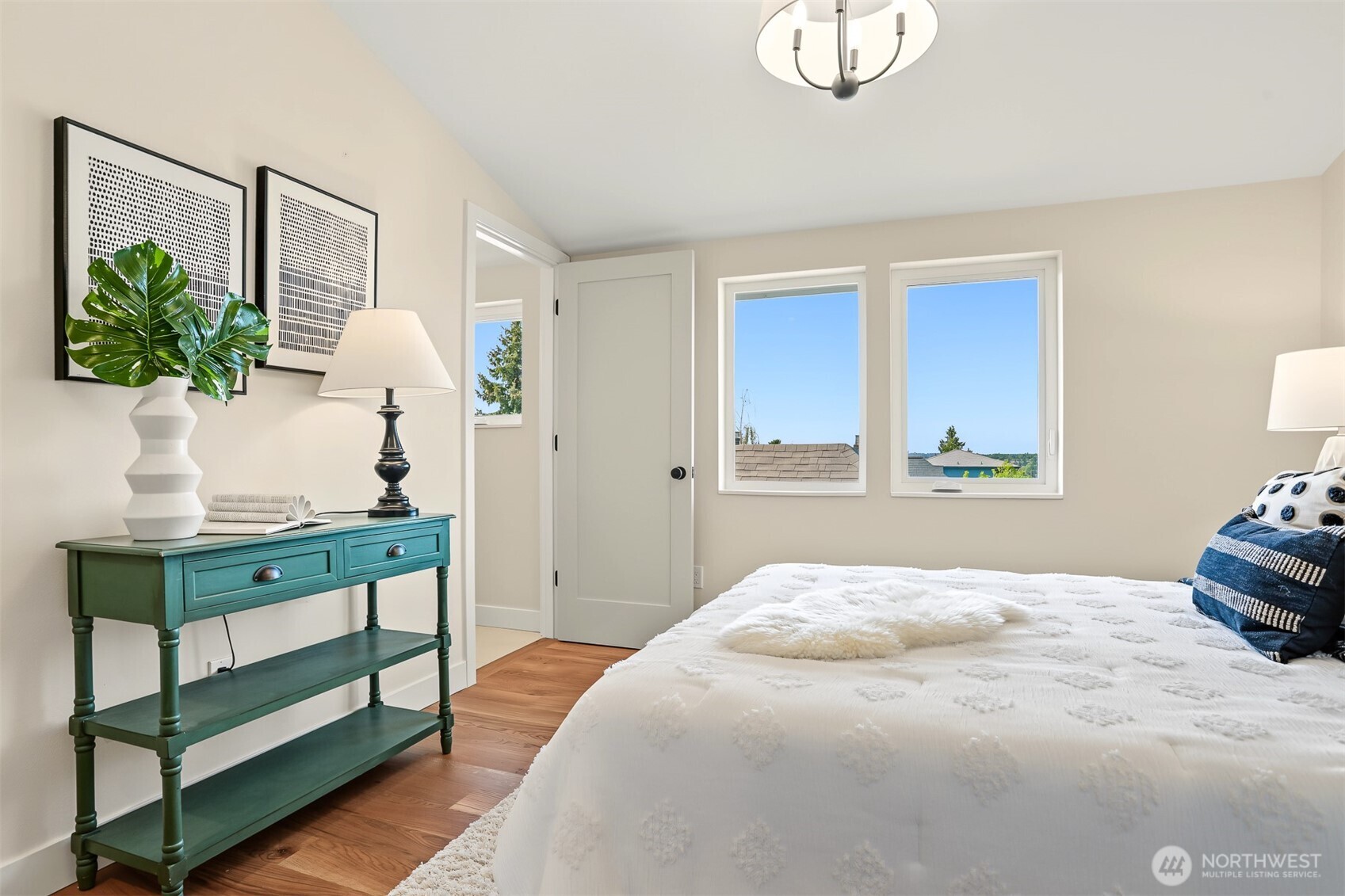 2414 Queen Anne Avenue B Property Photo 14