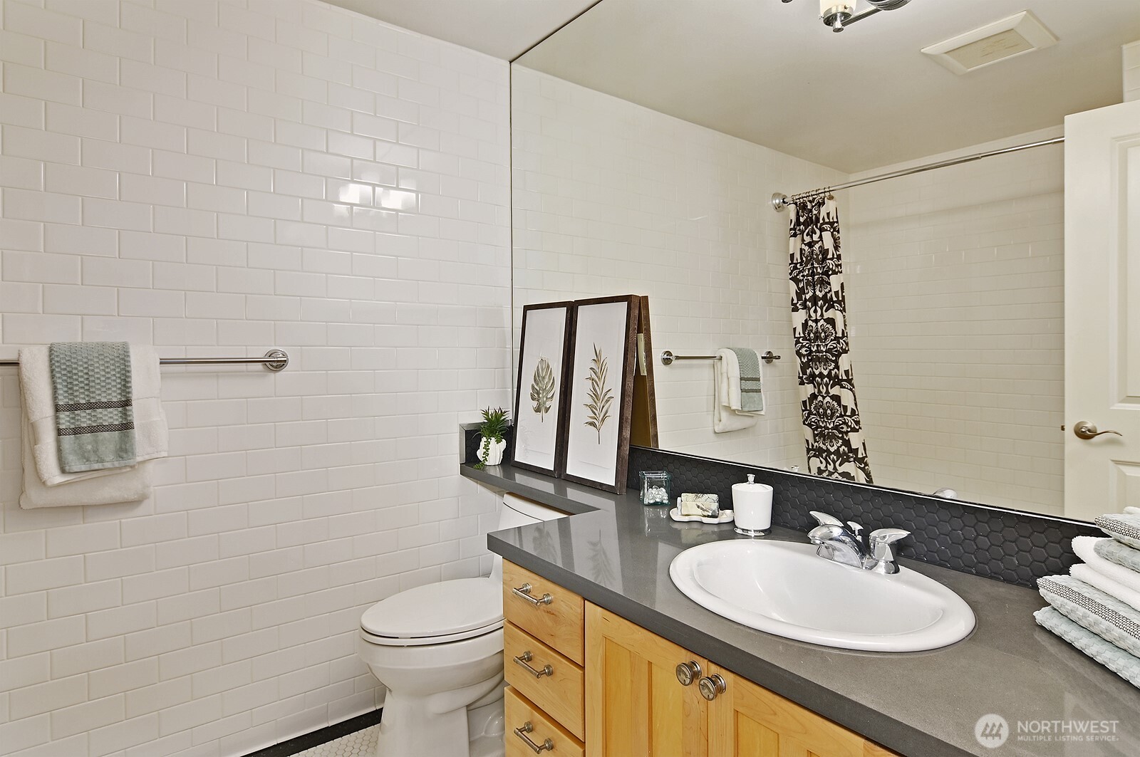 2502 N 50th Street 103 Property Photo 17