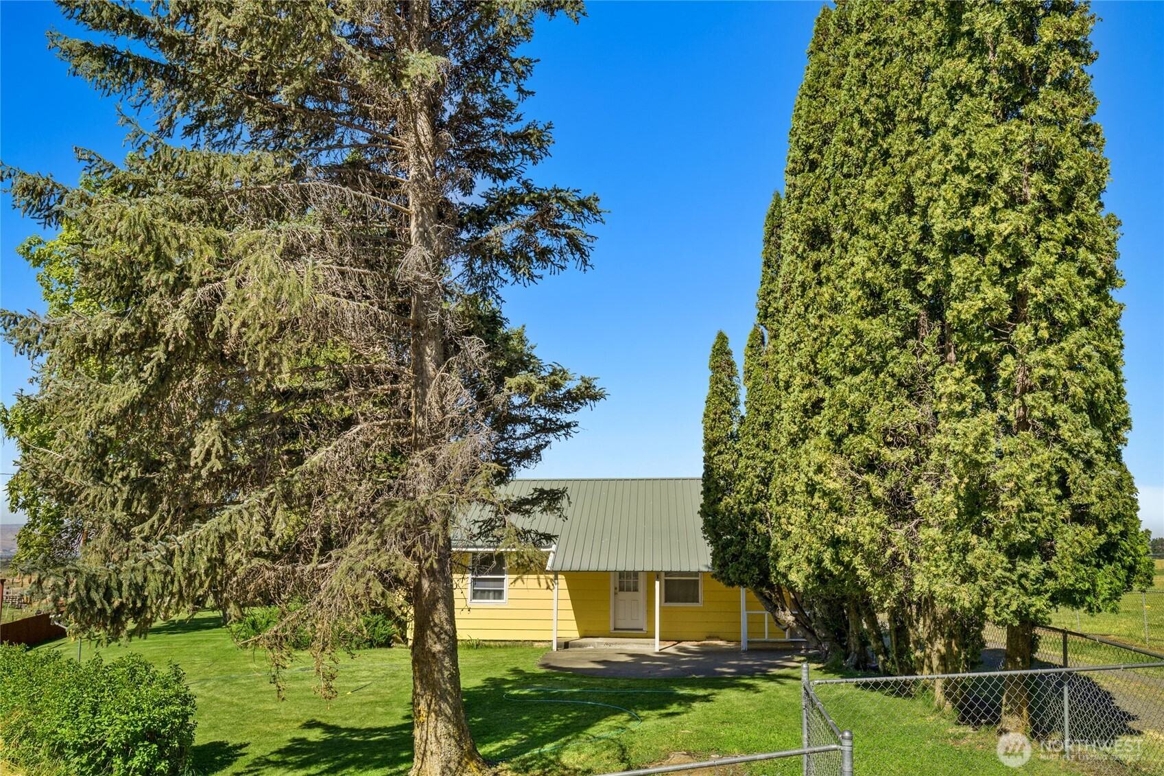 341 Schnebly Rd. Property Photo 2