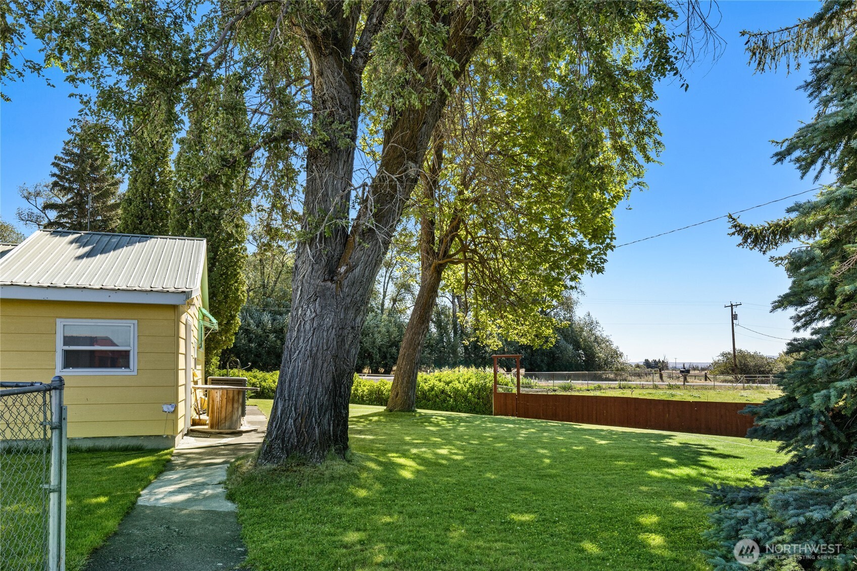 341 Schnebly Rd. Property Photo 8