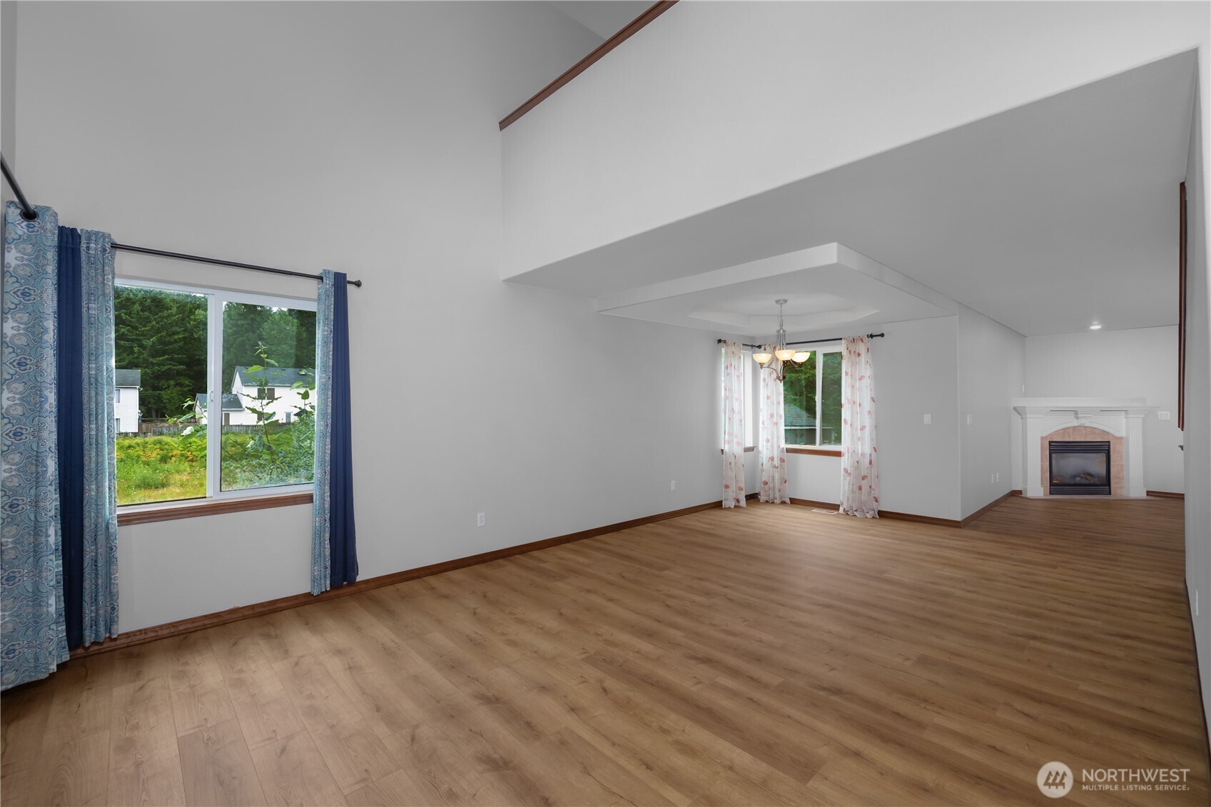 8512 205th Street Ct Property Photo 7