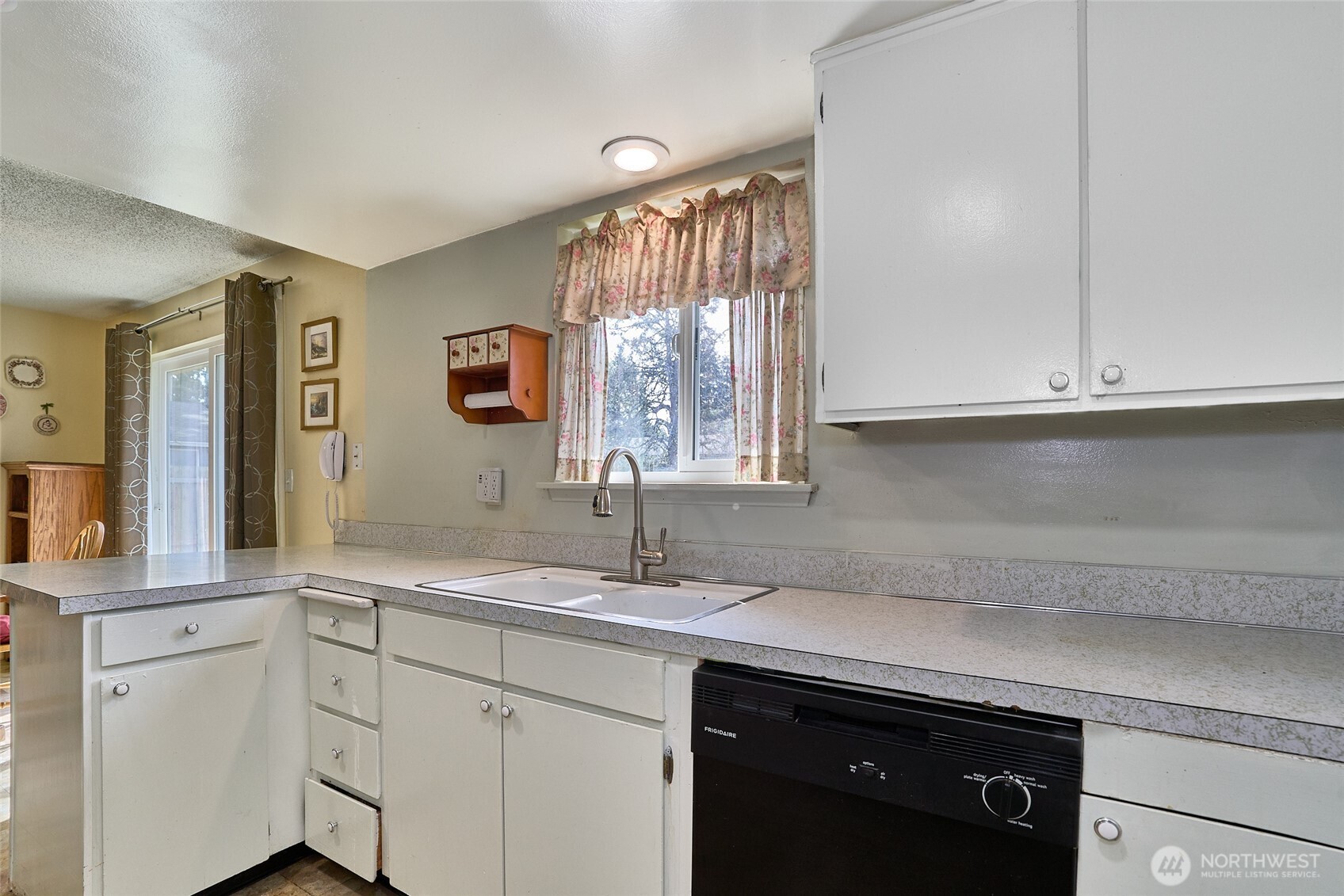 17120 6th Avenue Property Photo 9
