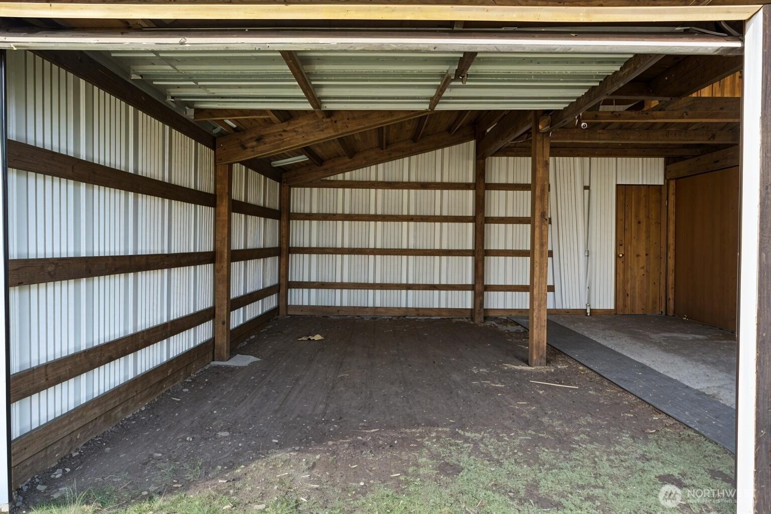 17120 6th Avenue Property Photo 16