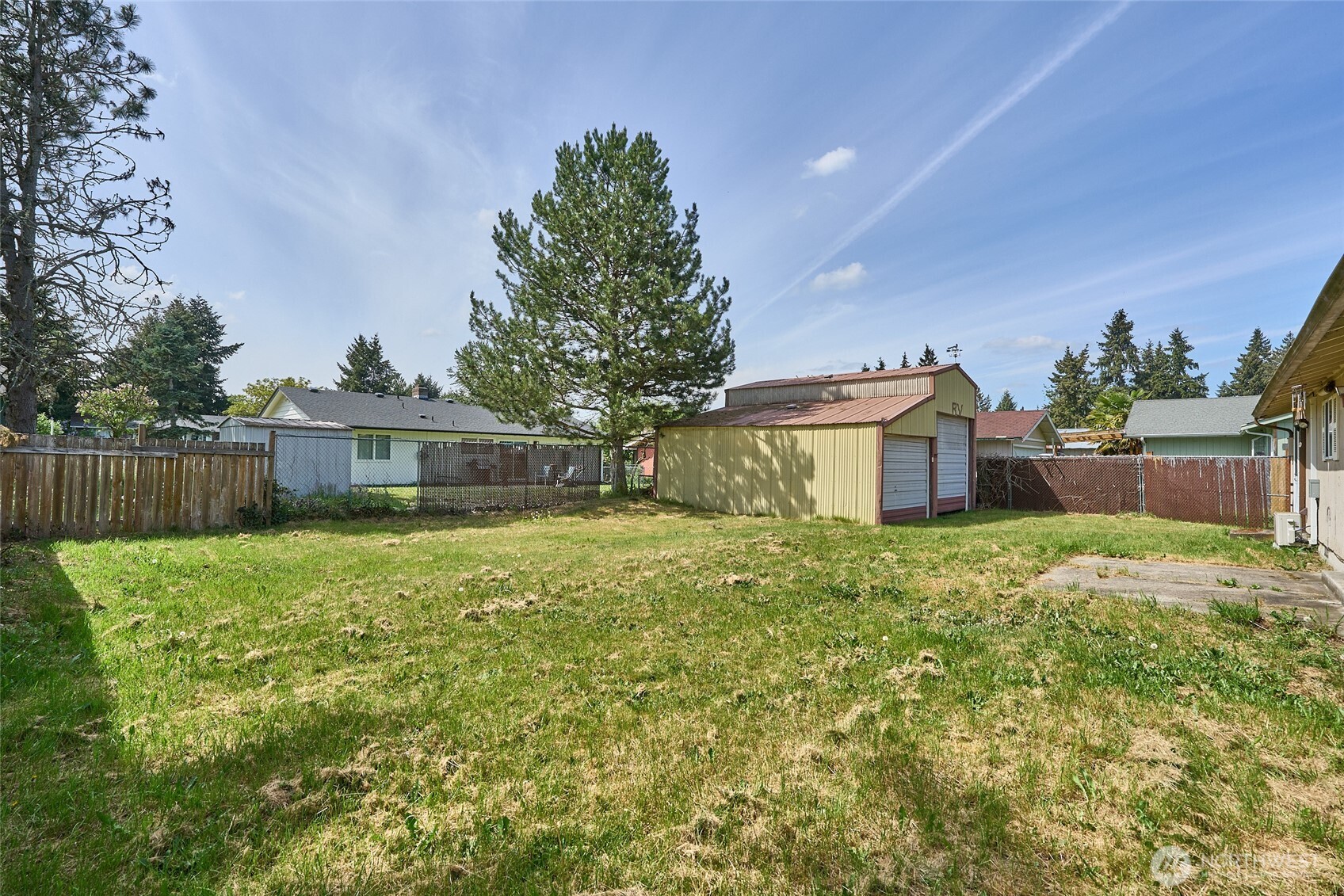 17120 6th Avenue Property Photo 19