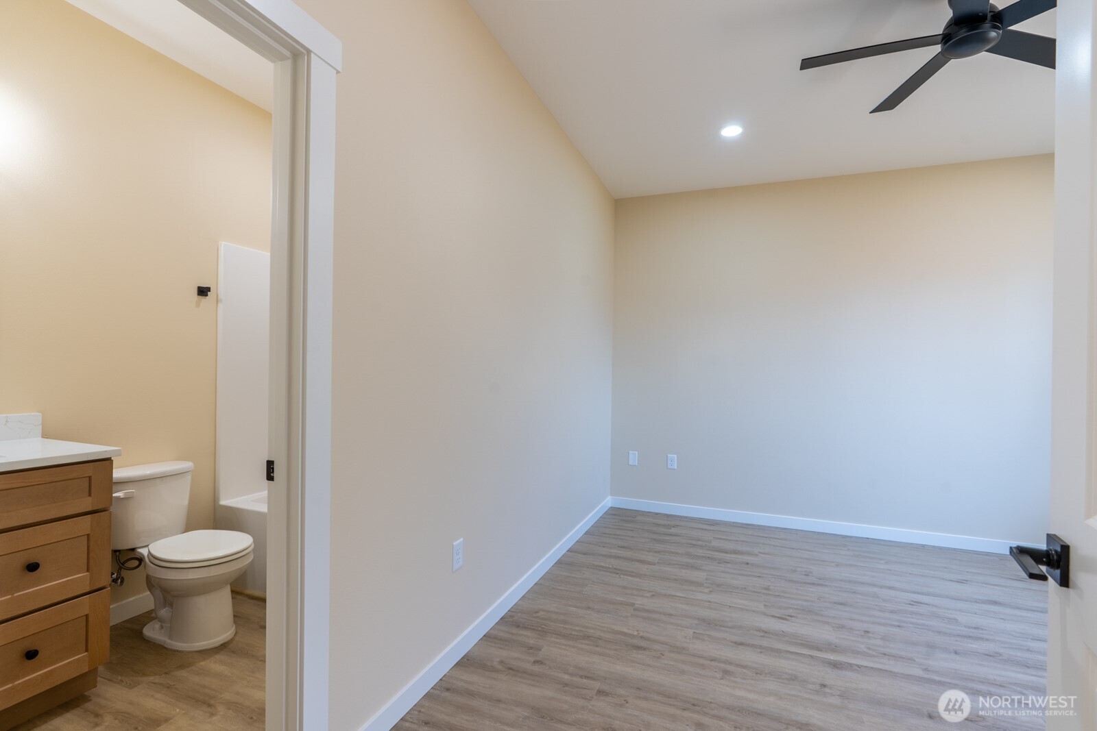 39 Birch Street Property Photo 16