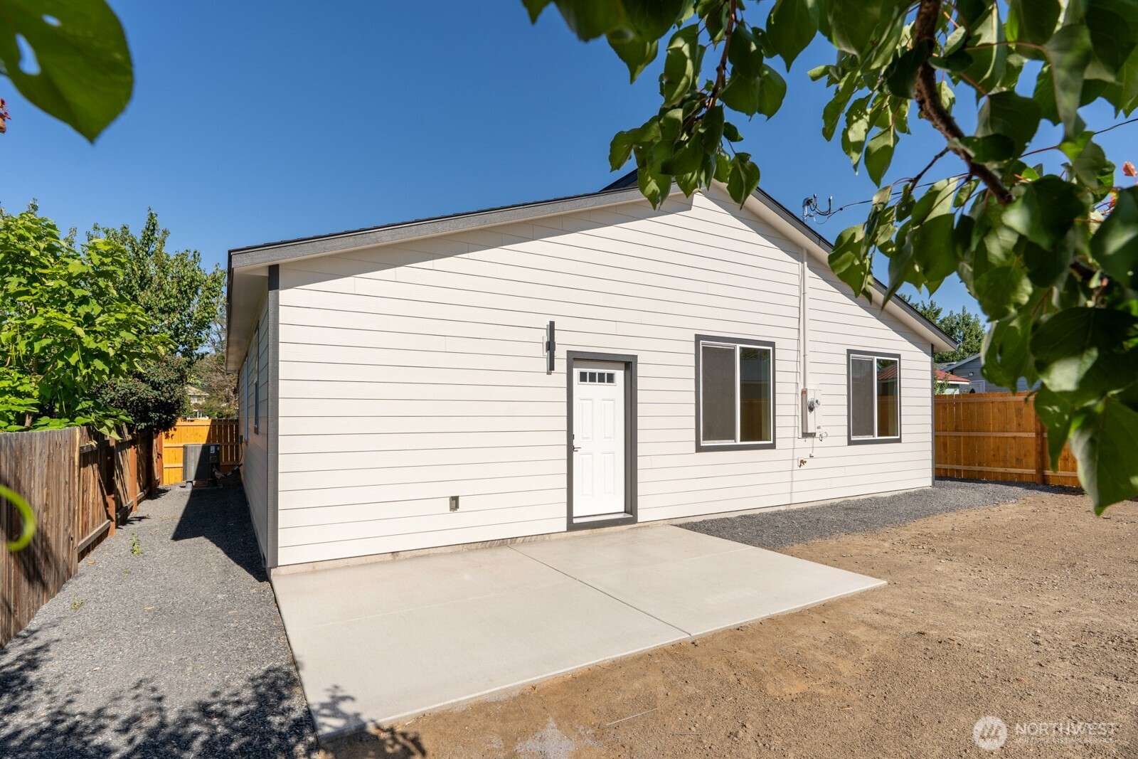 39 Birch Street Property Photo 32