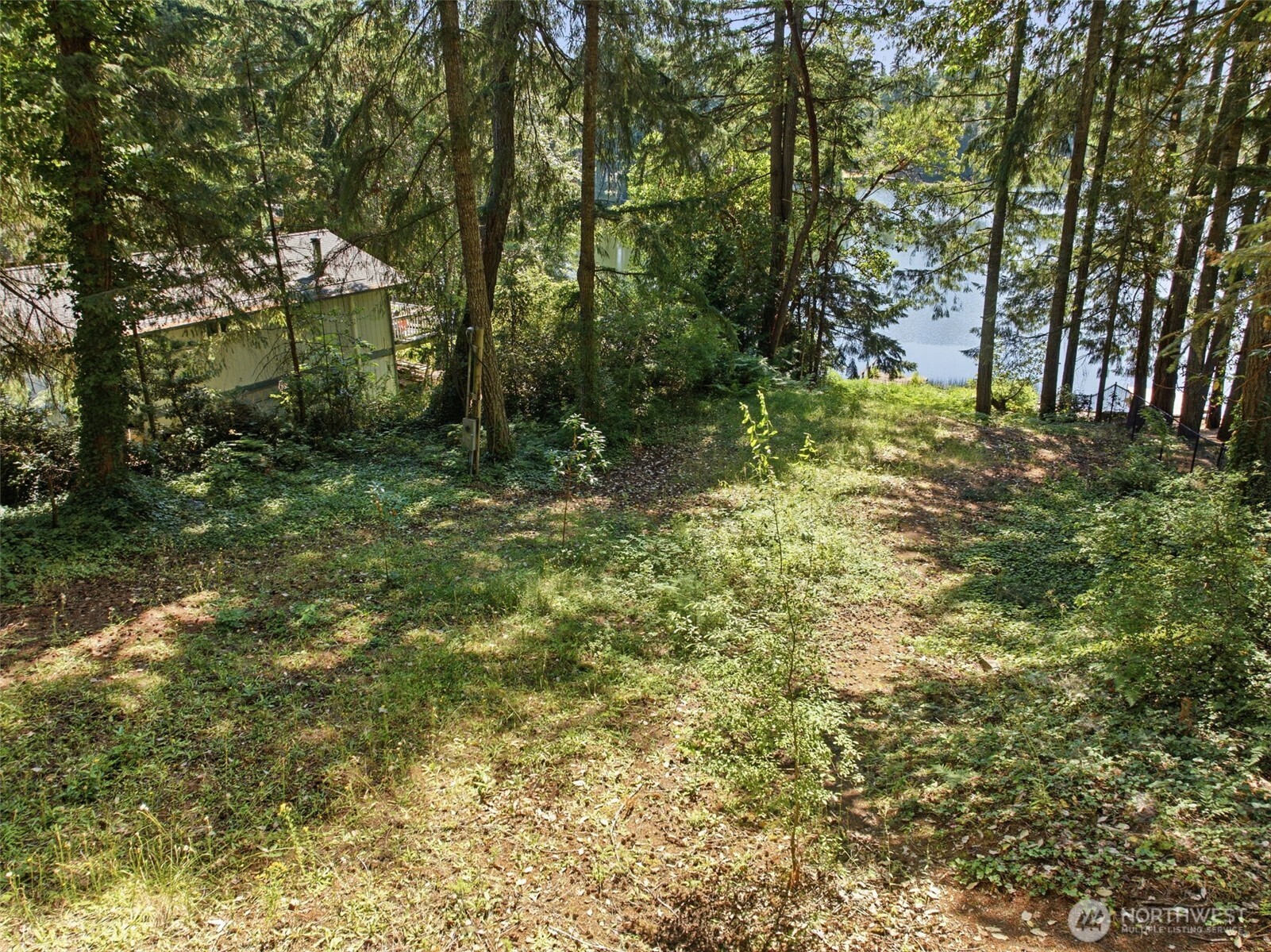1905 194th Avenue Property Photo 5
