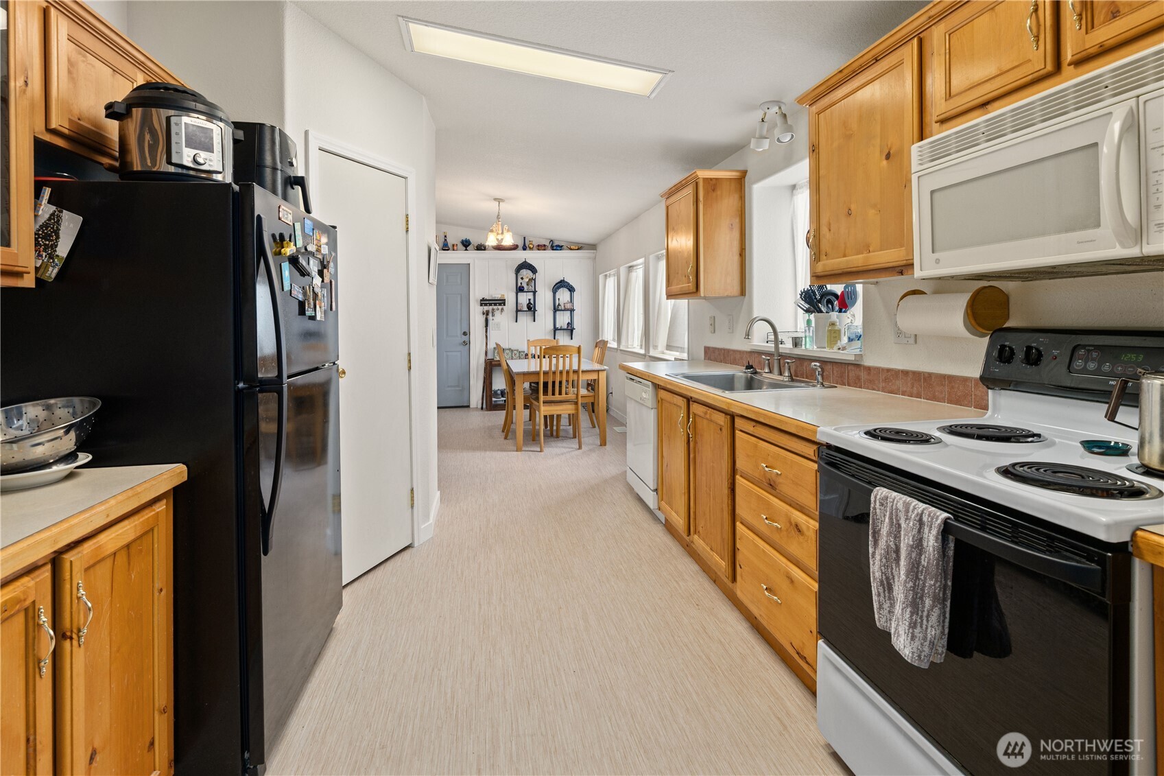 321 Washington Street Property Photo 7