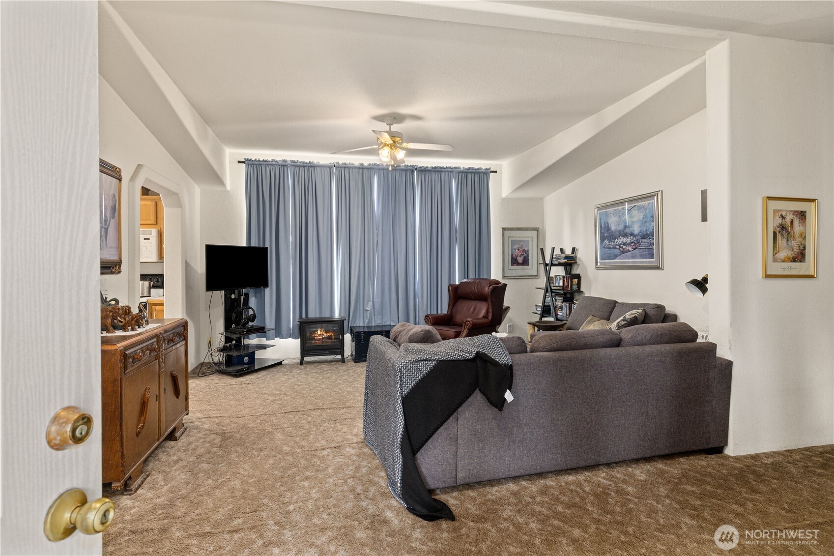 321 Washington Street Property Photo 10