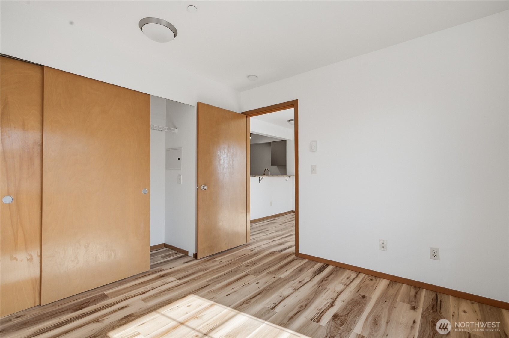 1125 E Olive Street 604 Property Photo 20
