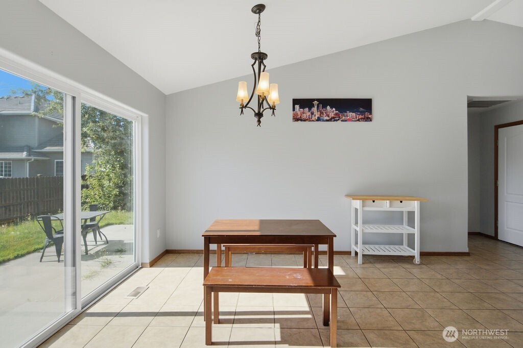 219 E Pinyon Court Property Photo 10