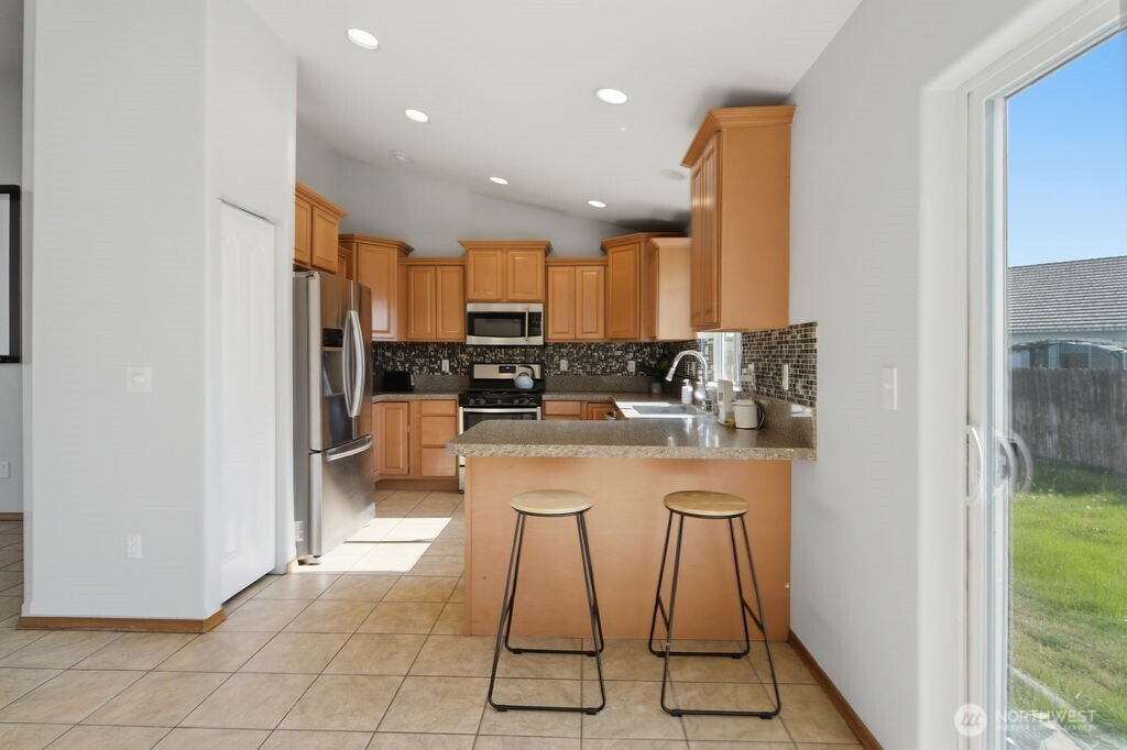 219 E Pinyon Court Property Photo 17