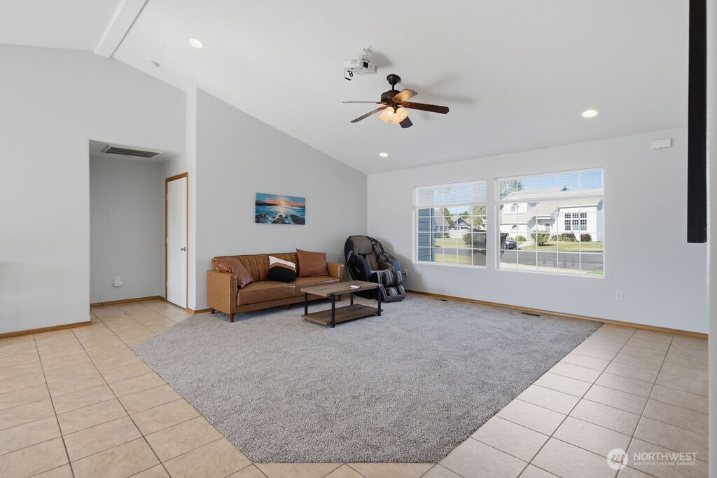 219 E Pinyon Court Property Photo 21