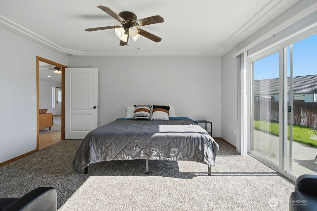219 E Pinyon Court Property Photo 37