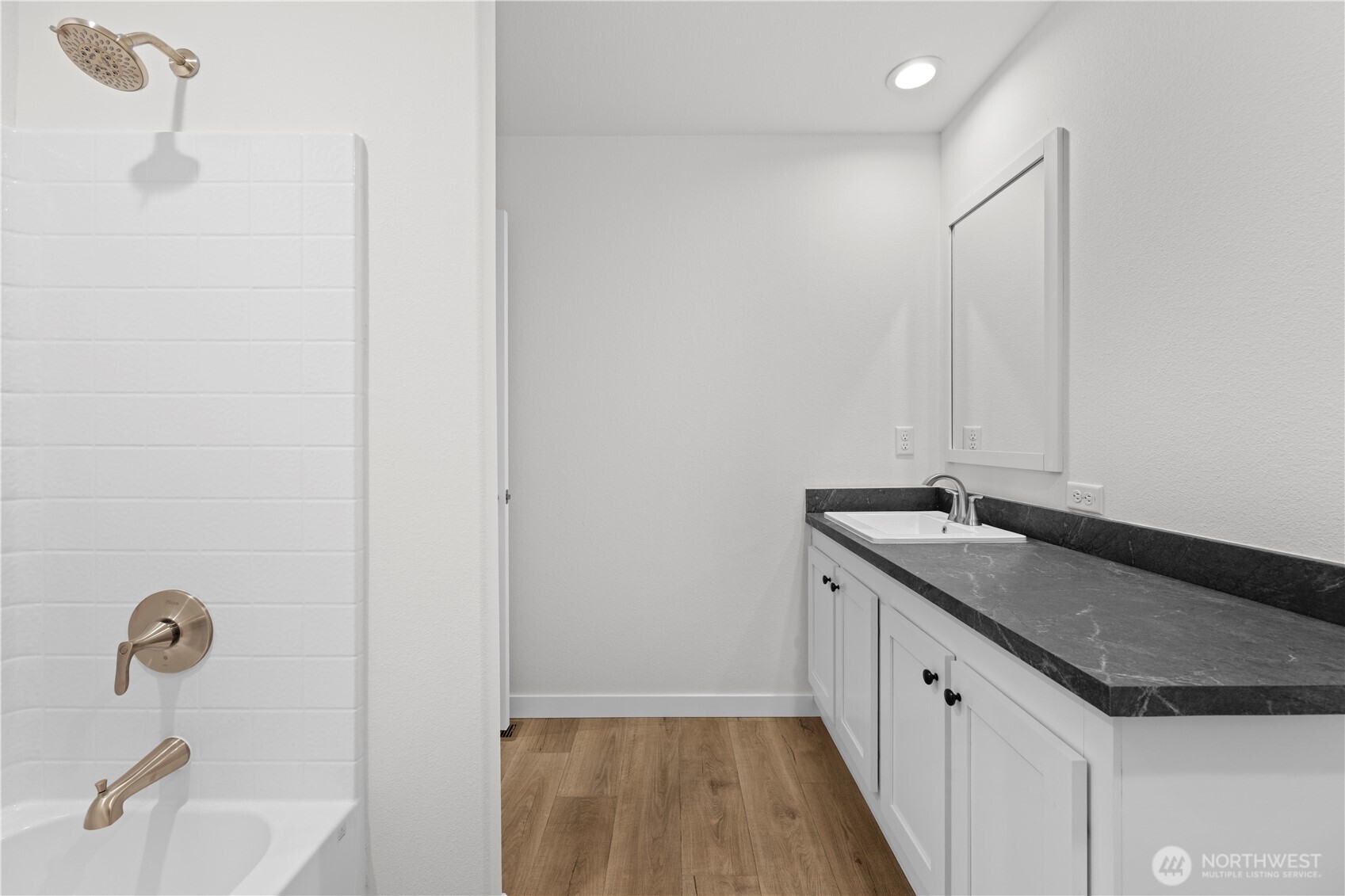 1911 147th Street Property Photo 25