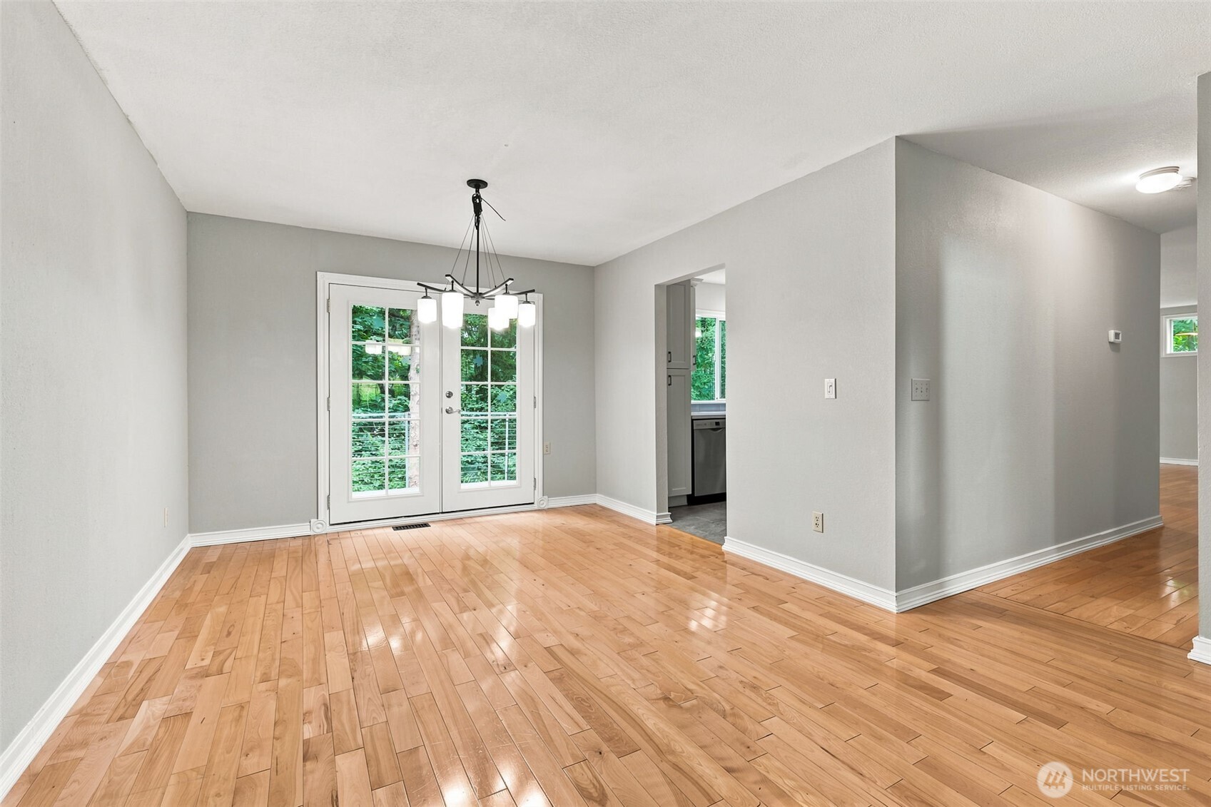 1838 52nd Way Property Photo 5
