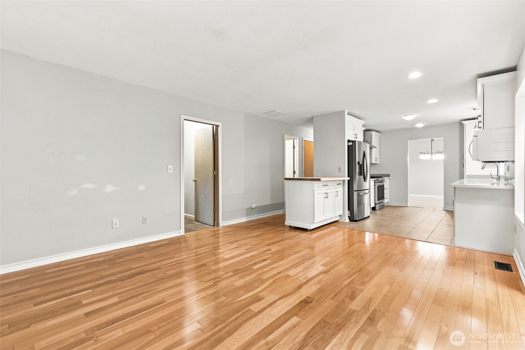 1838 52nd Way Property Photo 14