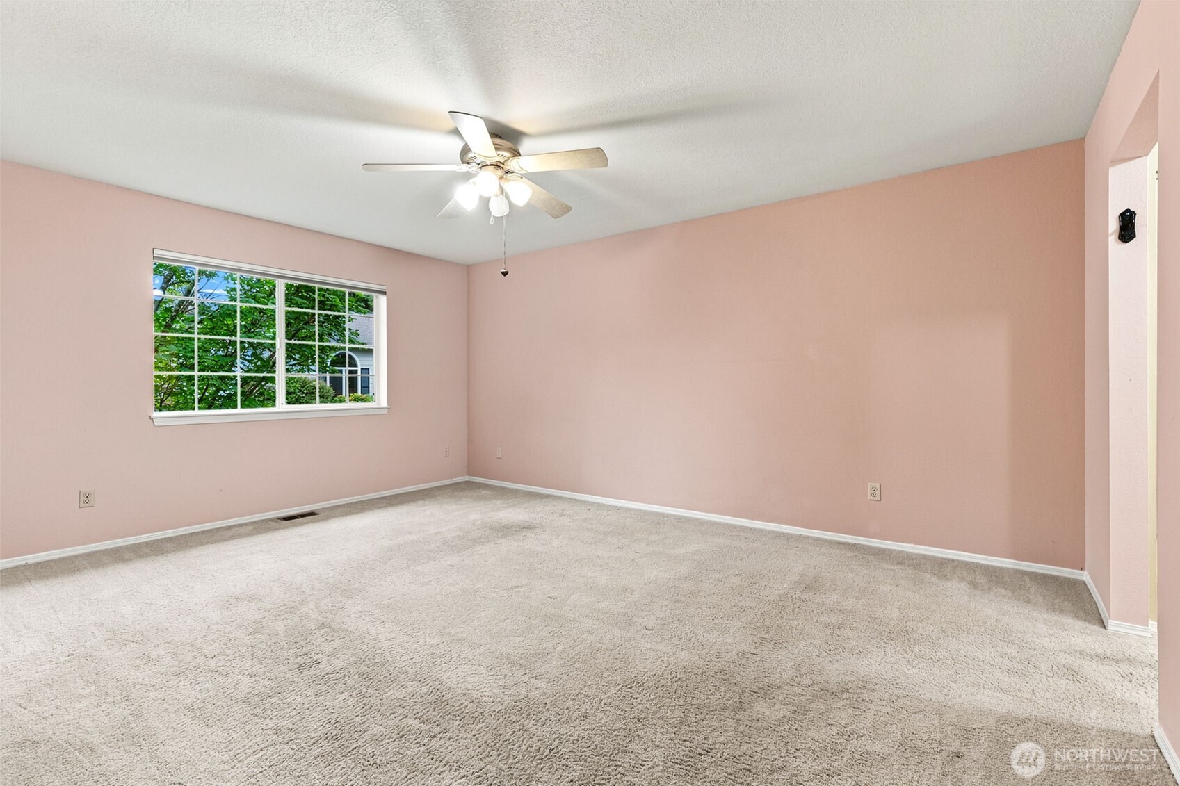 1838 52nd Way Property Photo 18