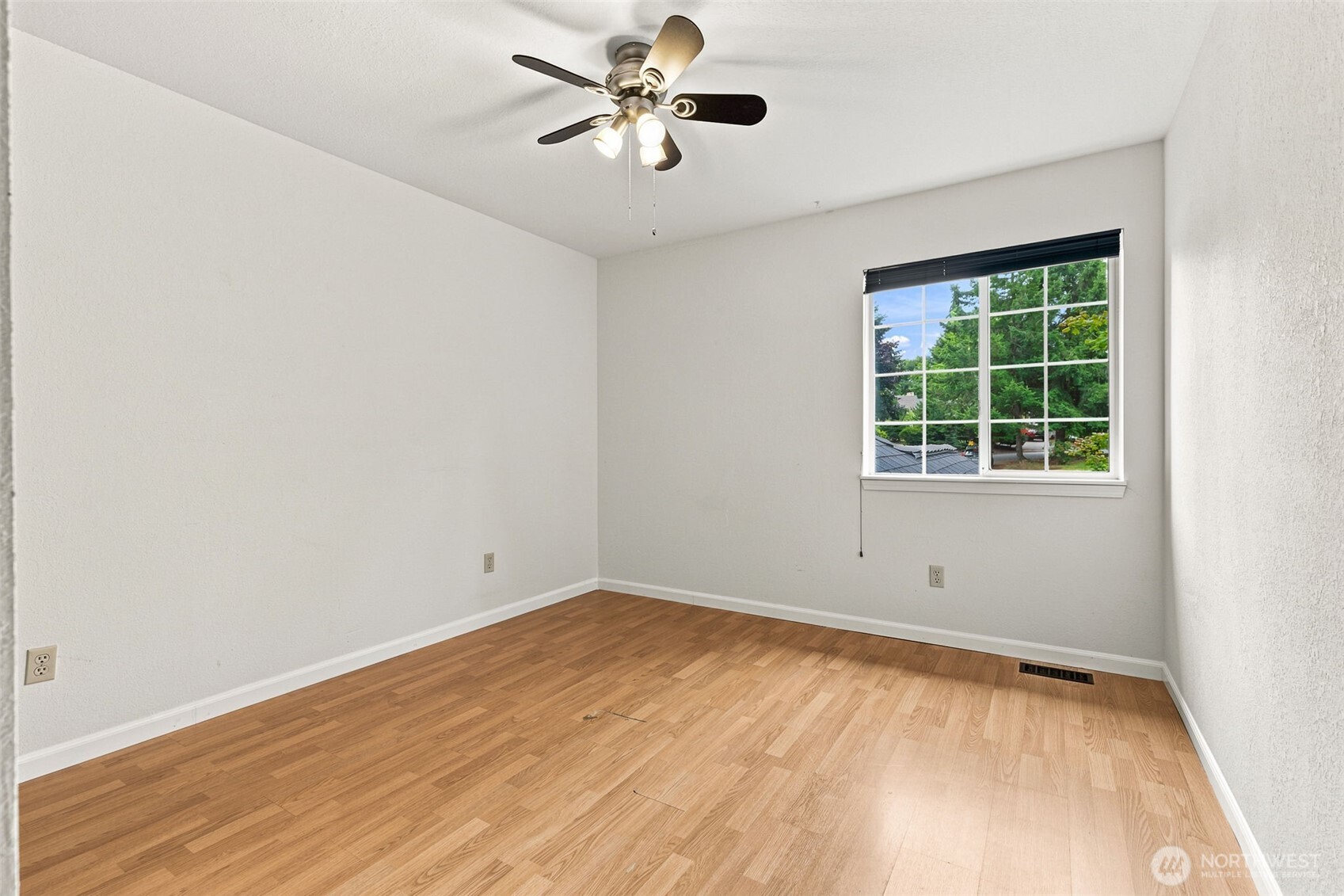 1838 52nd Way Property Photo 25