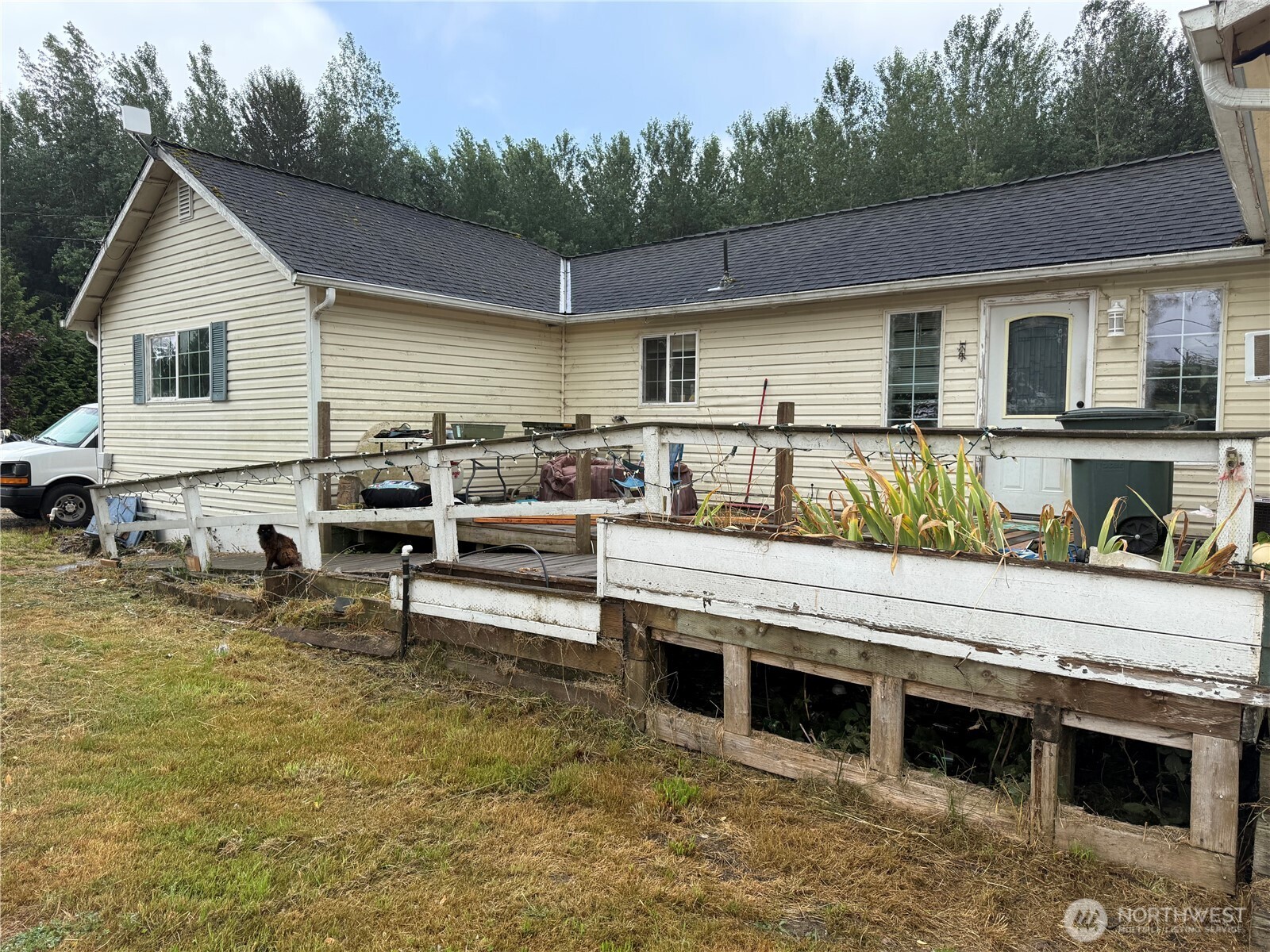 664 State Route 409 Property Photo 2