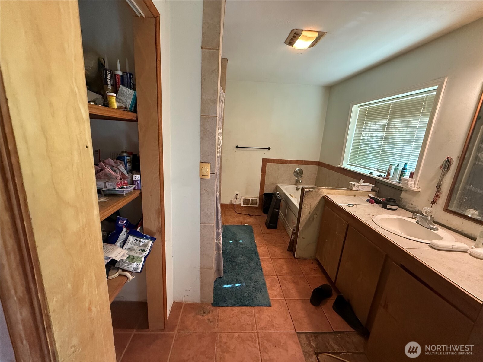 664 State Route 409 Property Photo 16