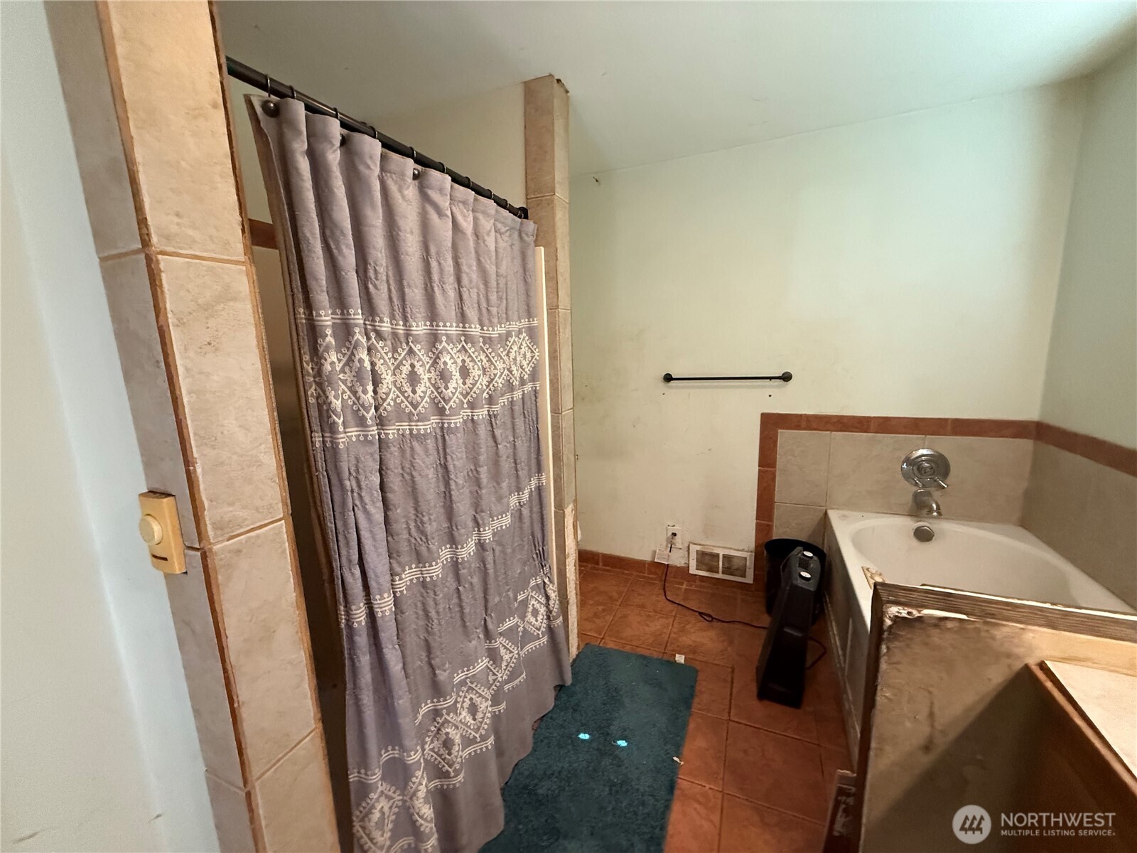664 State Route 409 Property Photo 18