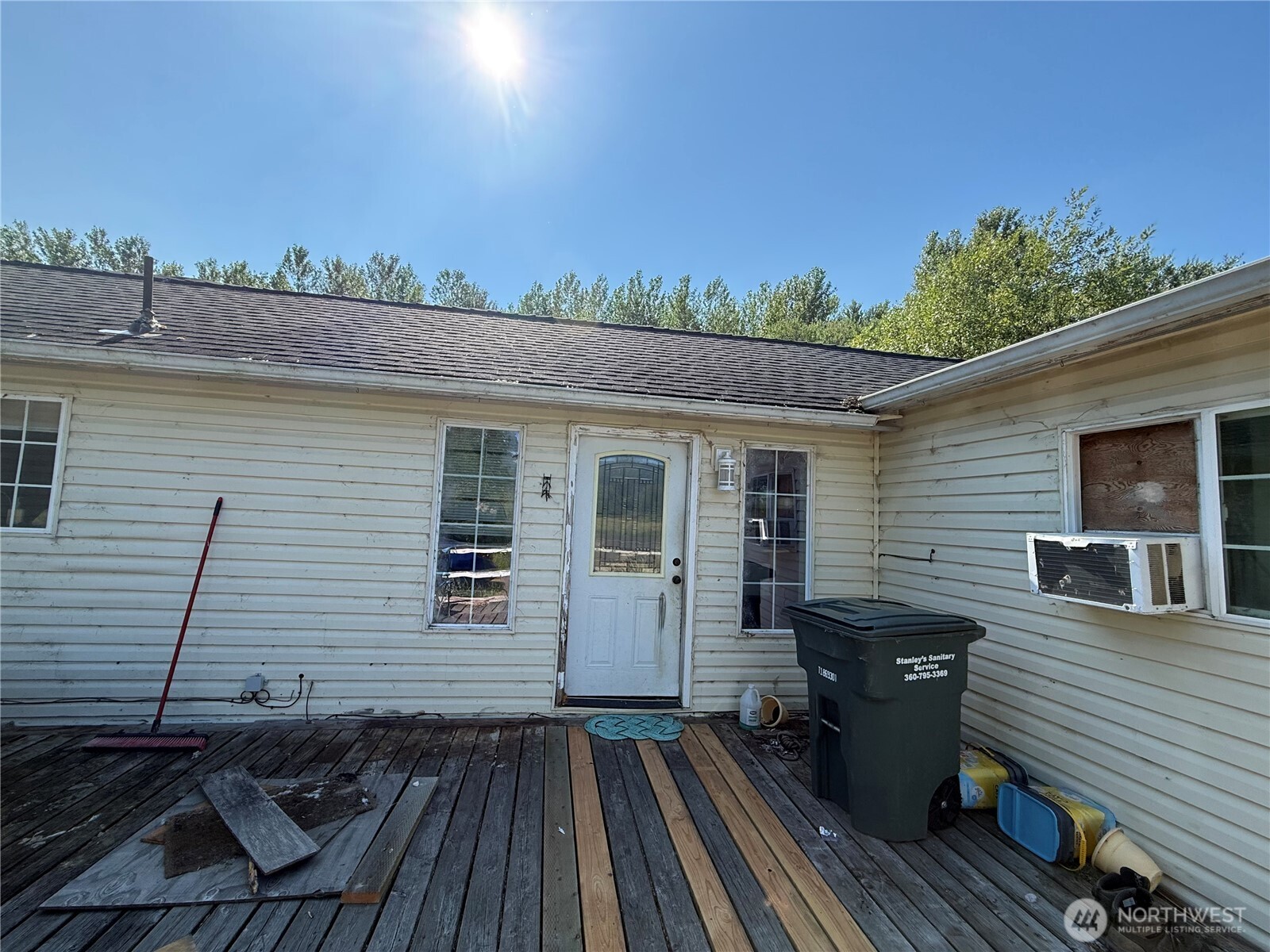 664 State Route 409 Property Photo 28
