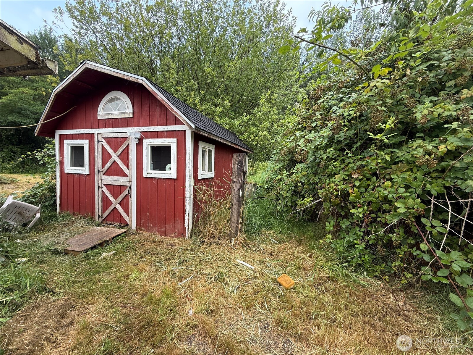 664 State Route 409 Property Photo 30