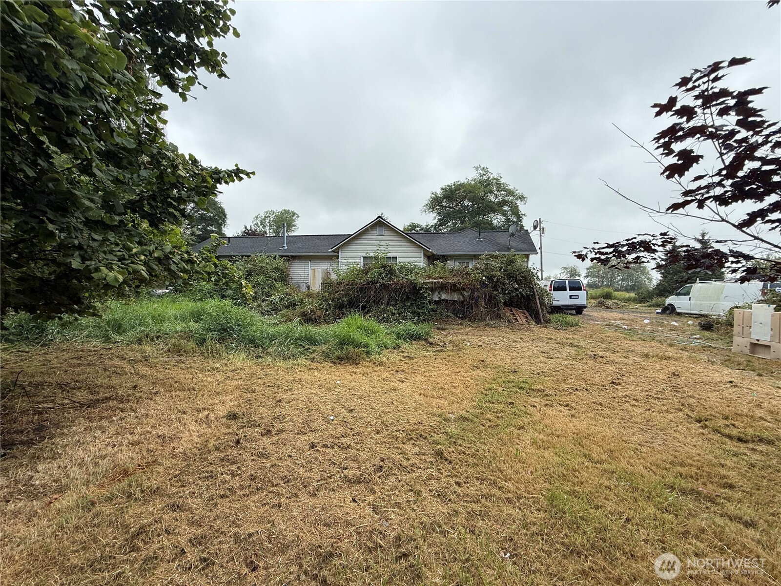 664 State Route 409 Property Photo 32