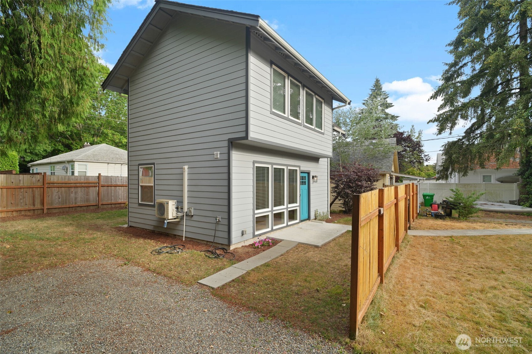2317 Washington Street Property Photo 3