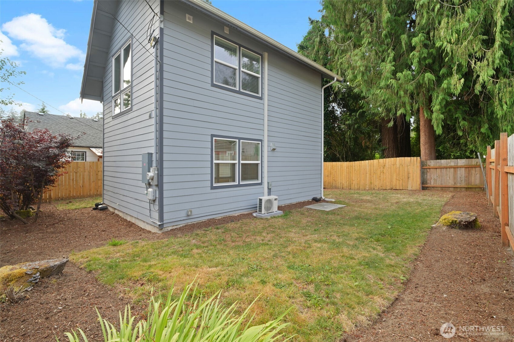2317 Washington Street Property Photo 6