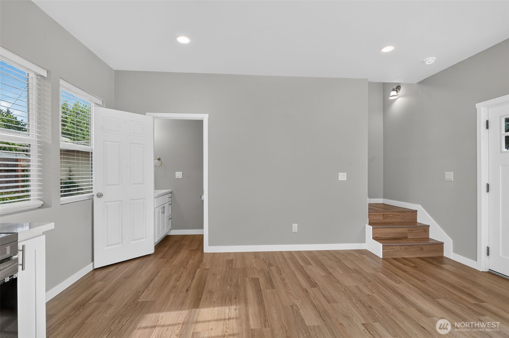 2317 Washington Street Property Photo 15