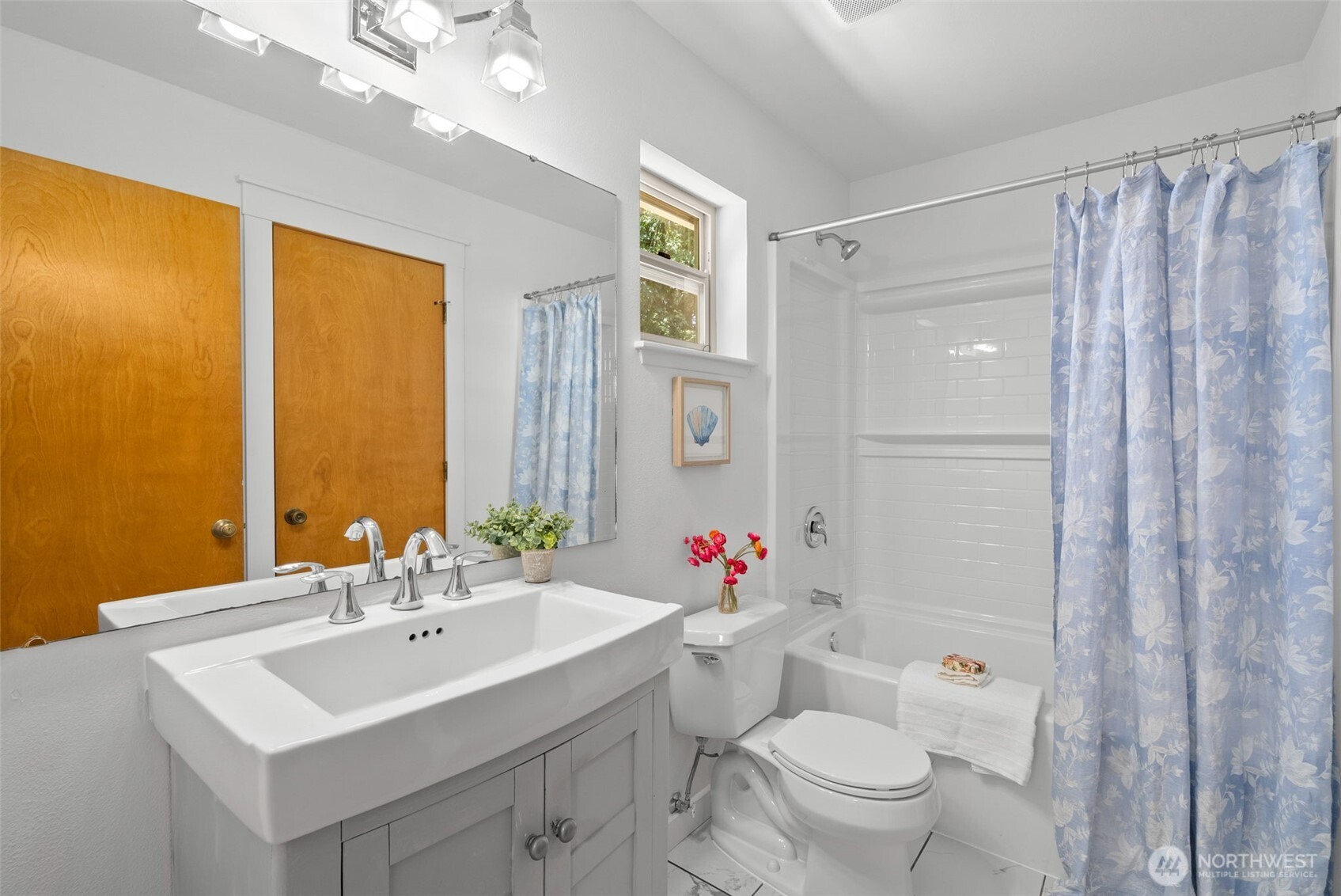 10109 Ne Knight Road Property Photo 22