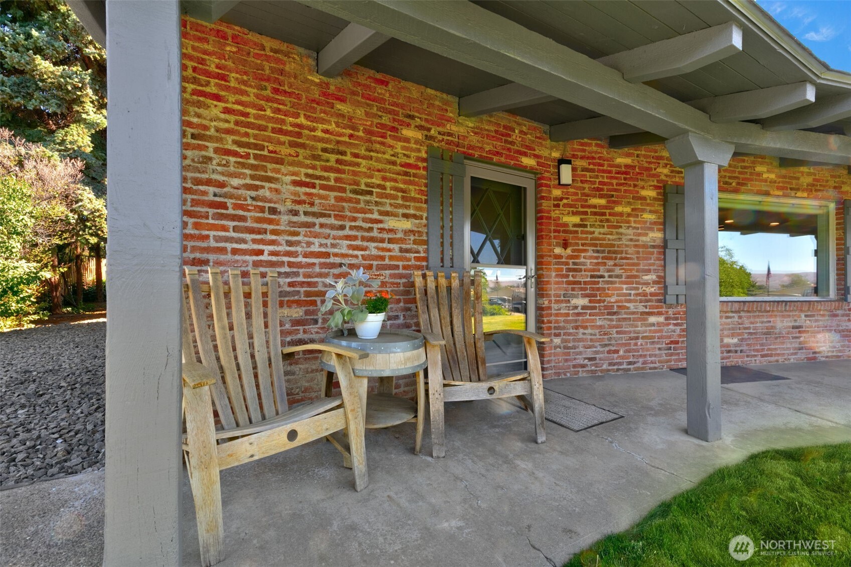 4205 Barge Street Property Photo 3