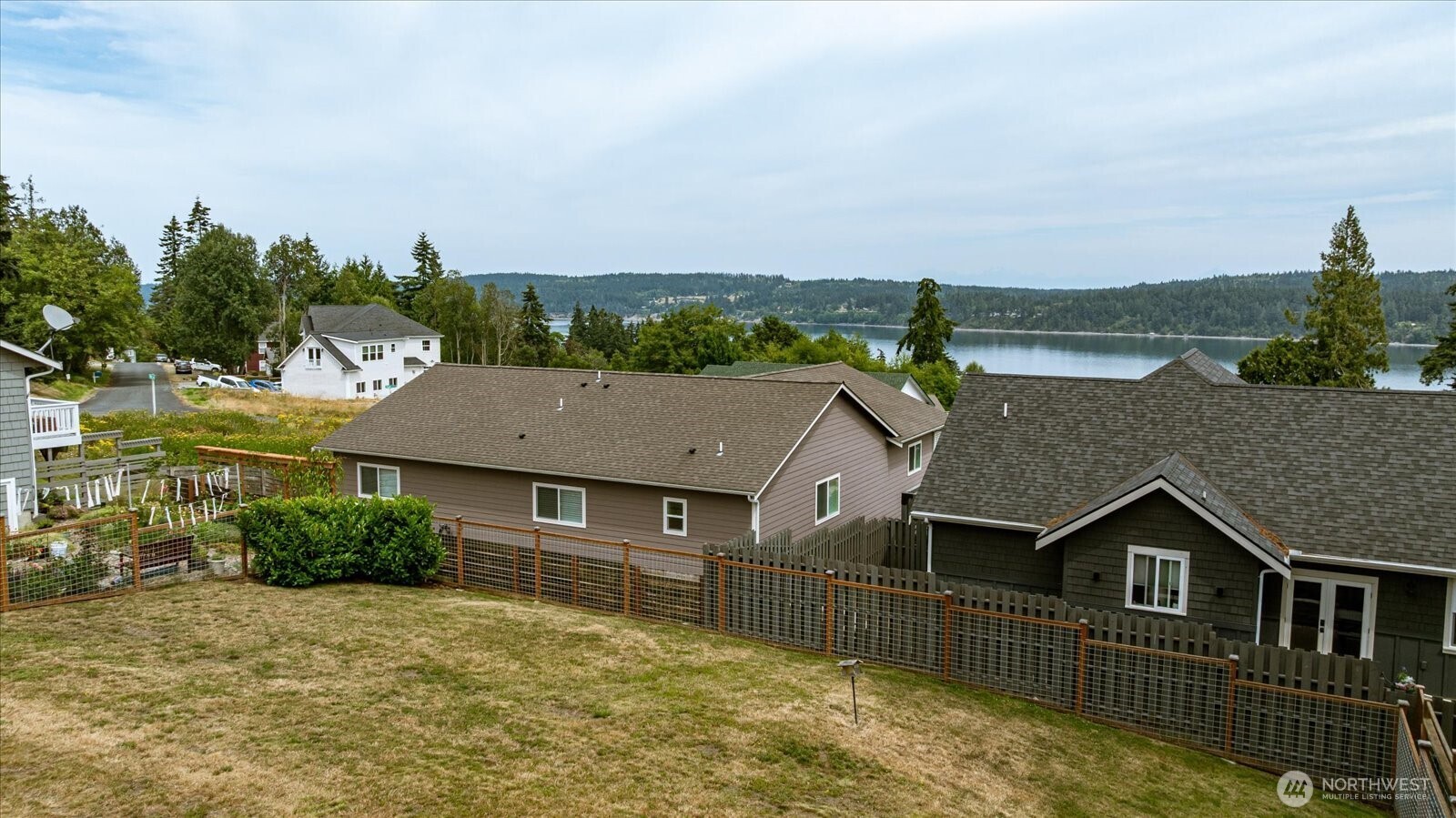 5055 Honeymoon Bay Road Property Photo 37