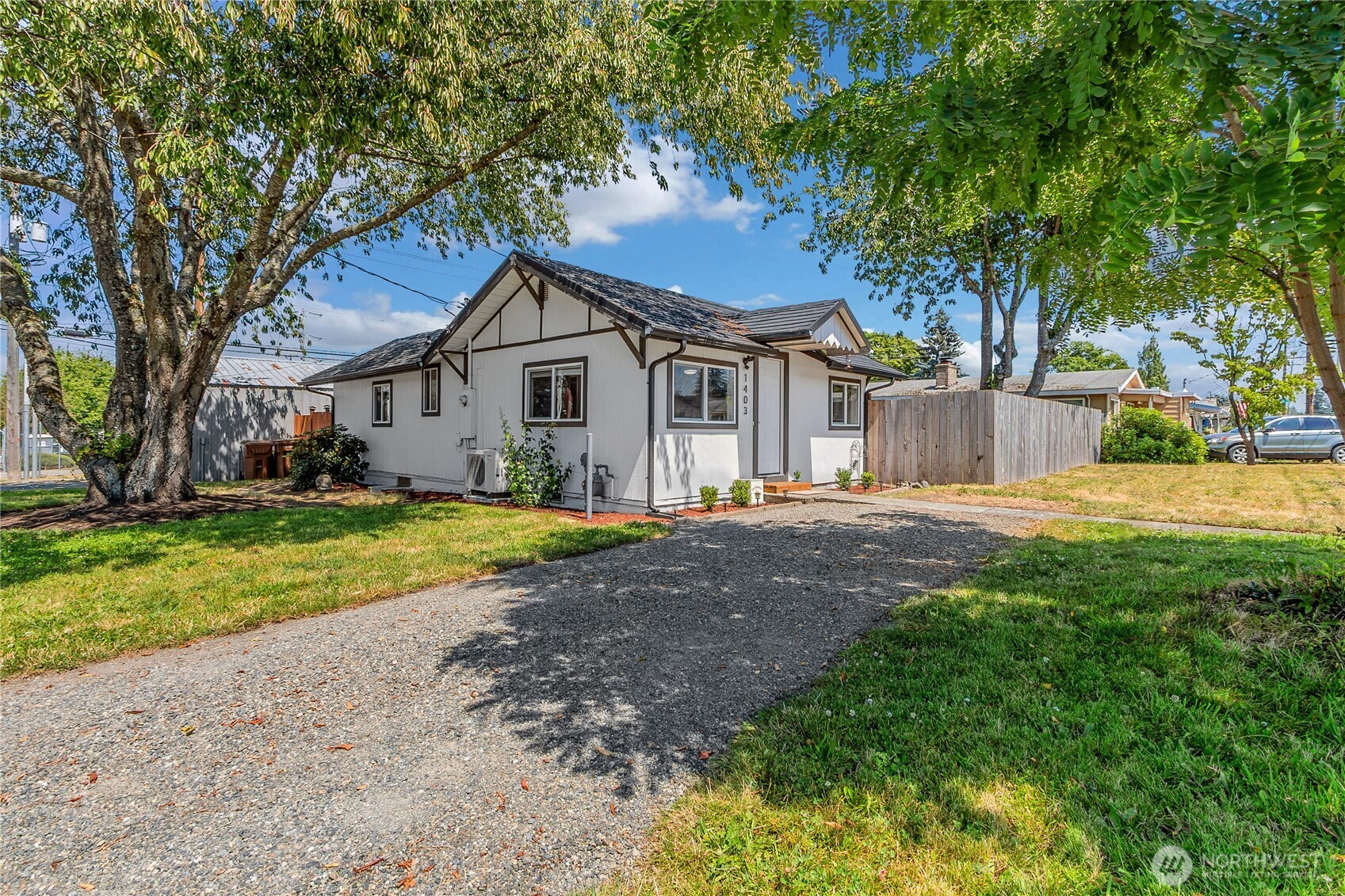 1403 E 64th Street Property Photo 1