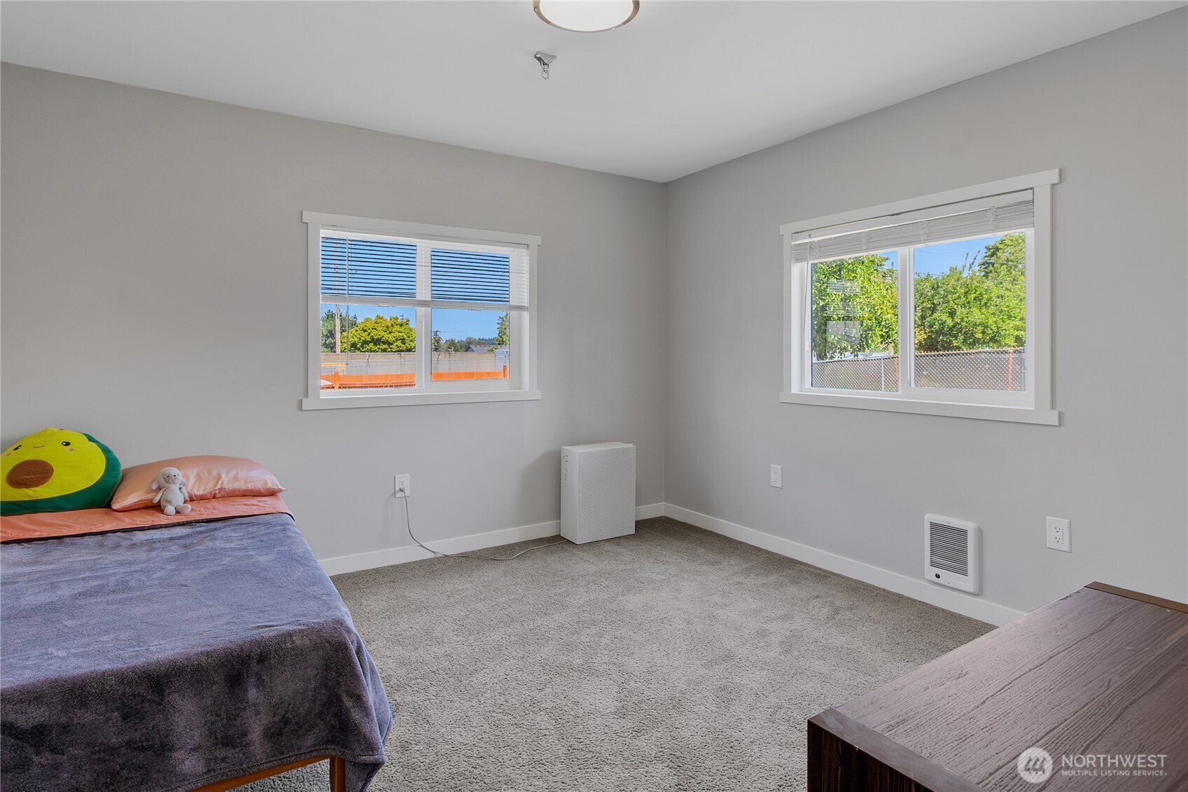 1403 E 64th Street Property Photo 11