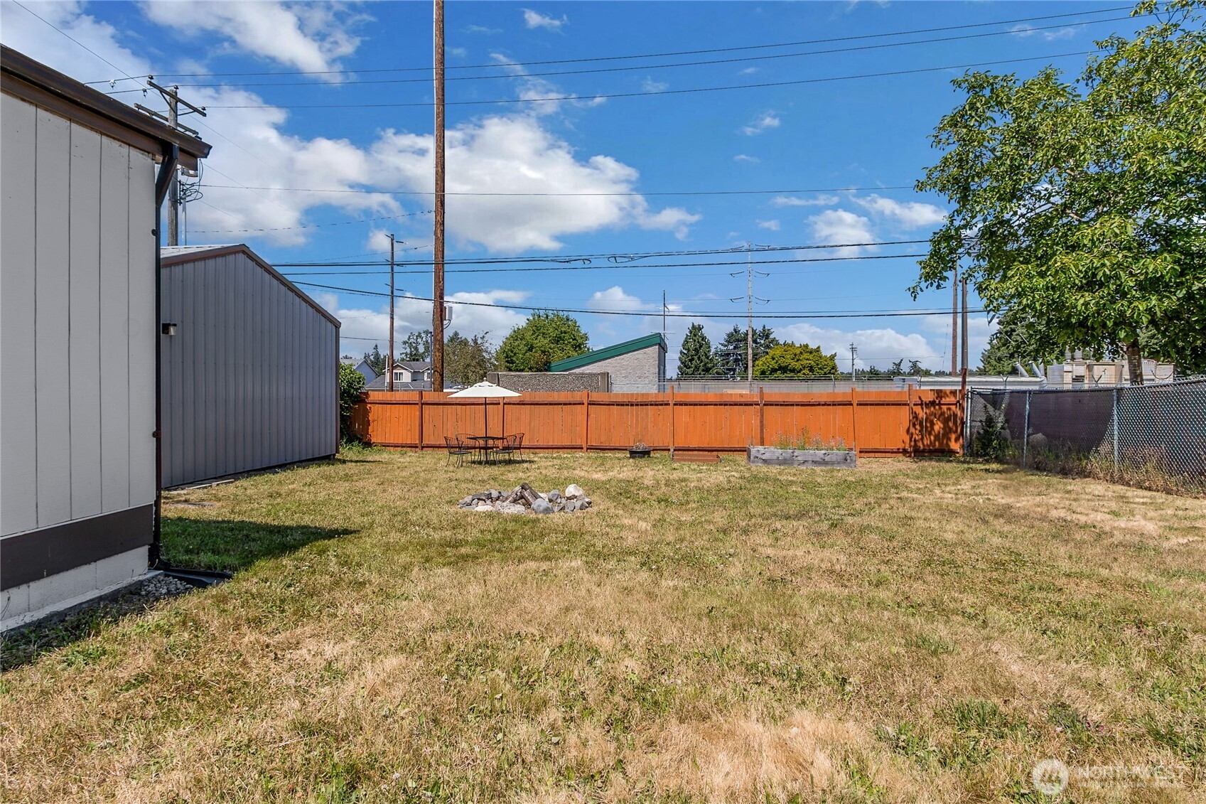 1403 E 64th Street Property Photo 13