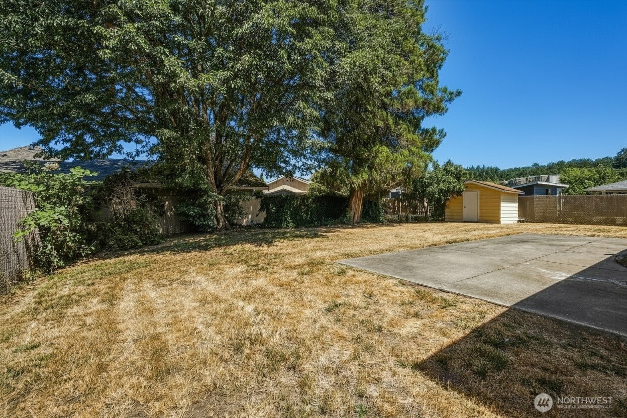 1225 21st Street Property Photo 9
