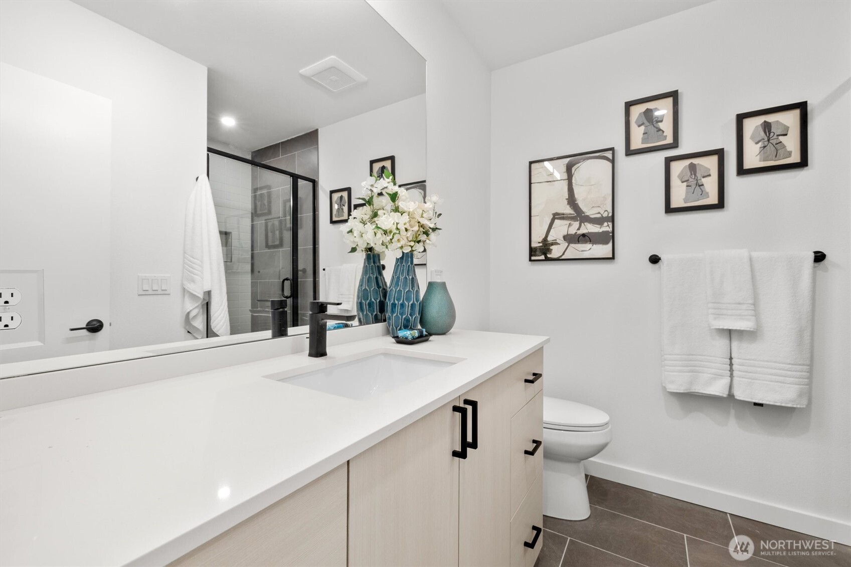 6602 Carleton Avenue B Property Photo 19