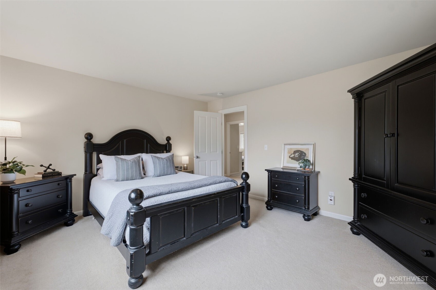 8400 Jeatran Place Property Photo 14