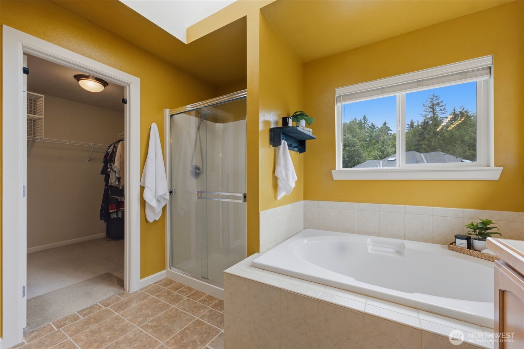 8400 Jeatran Place Property Photo 17