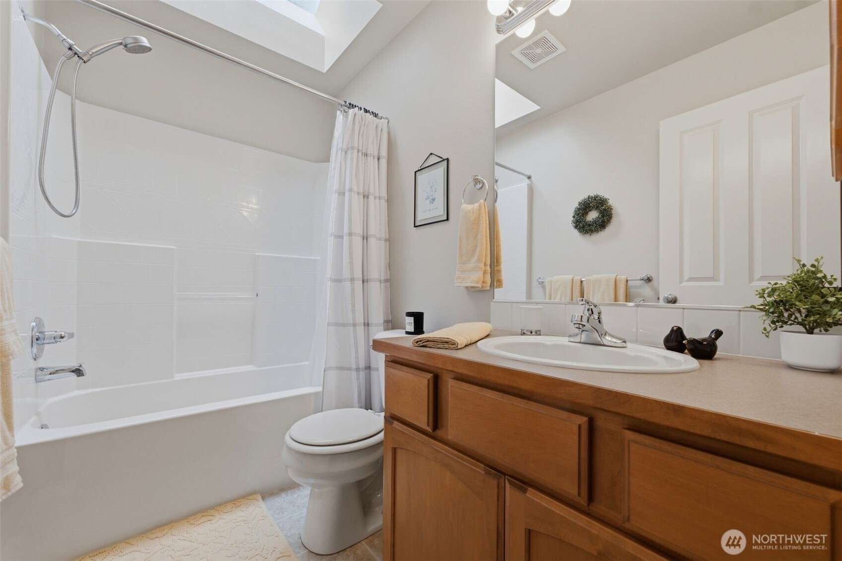 8400 Jeatran Place Property Photo 22