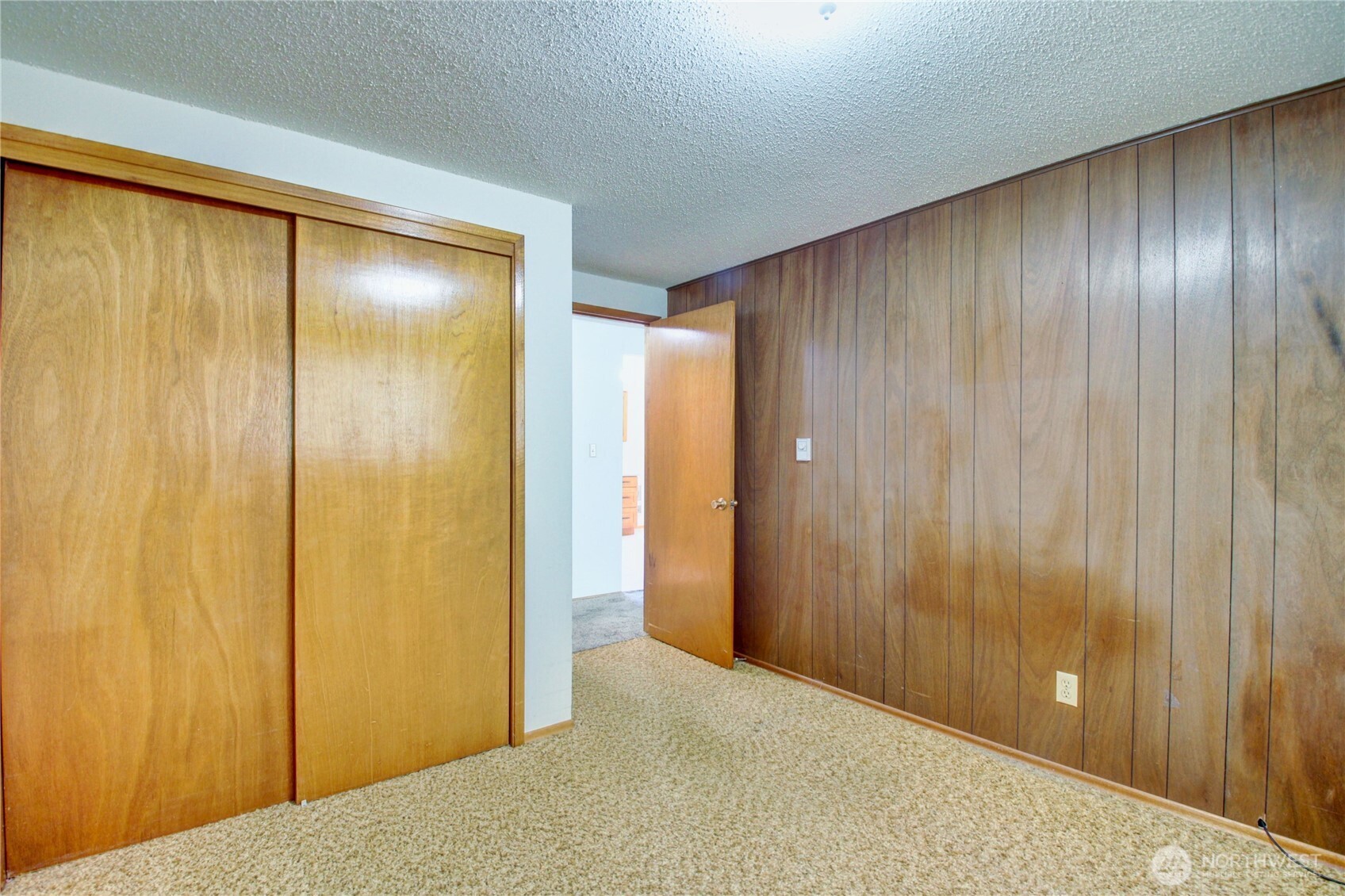 1907 Sparrs Lane Property Photo 17