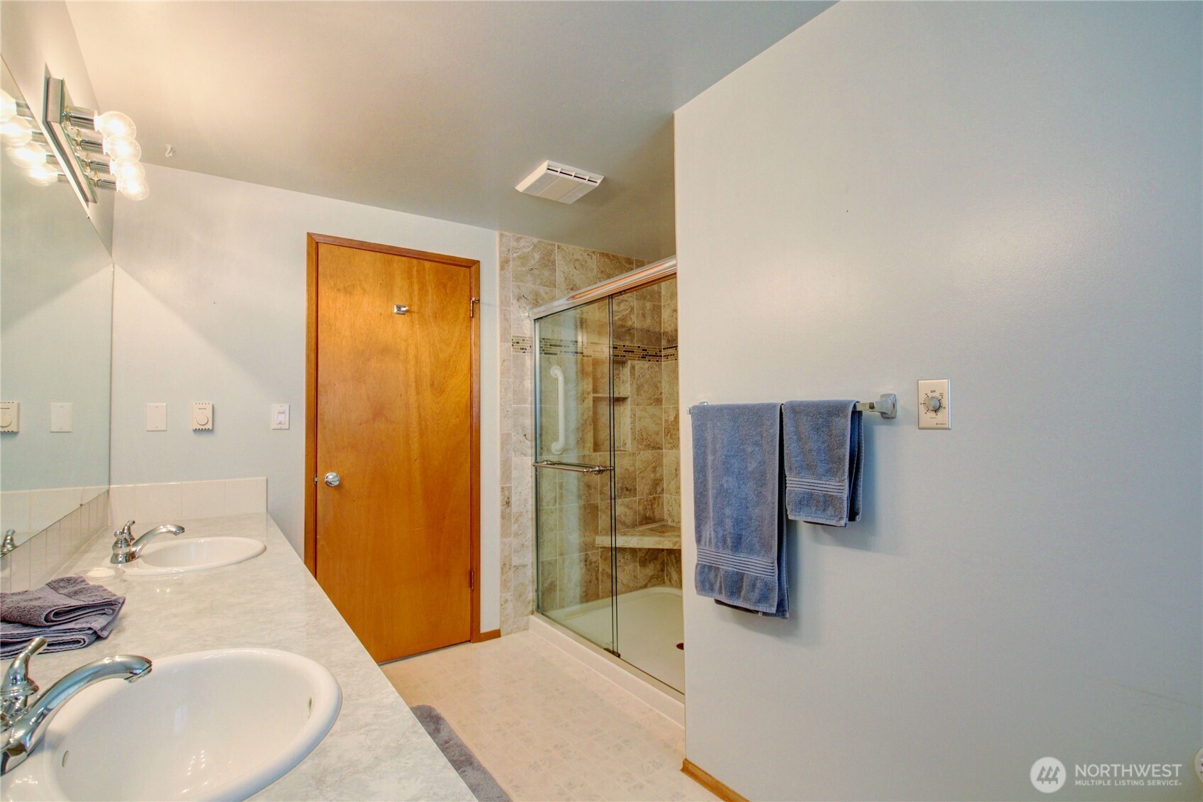 1907 Sparrs Lane Property Photo 22