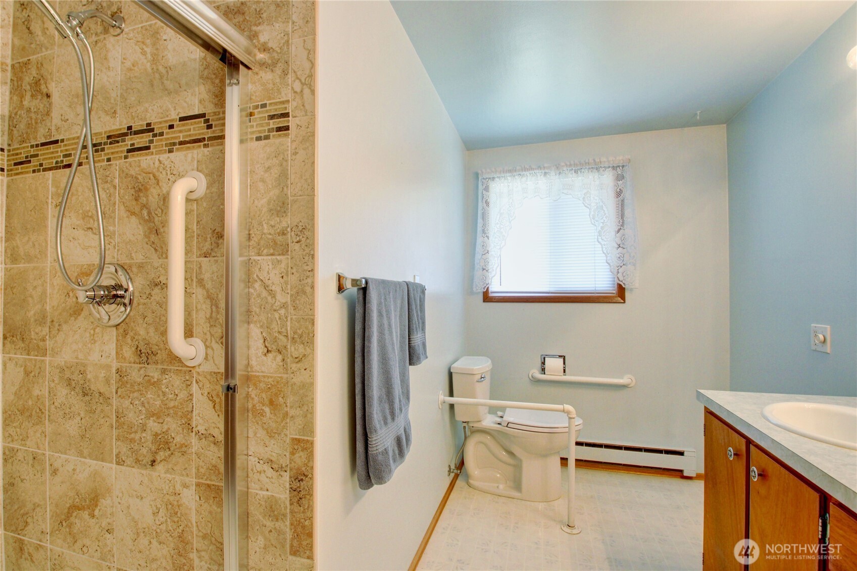 1907 Sparrs Lane Property Photo 23