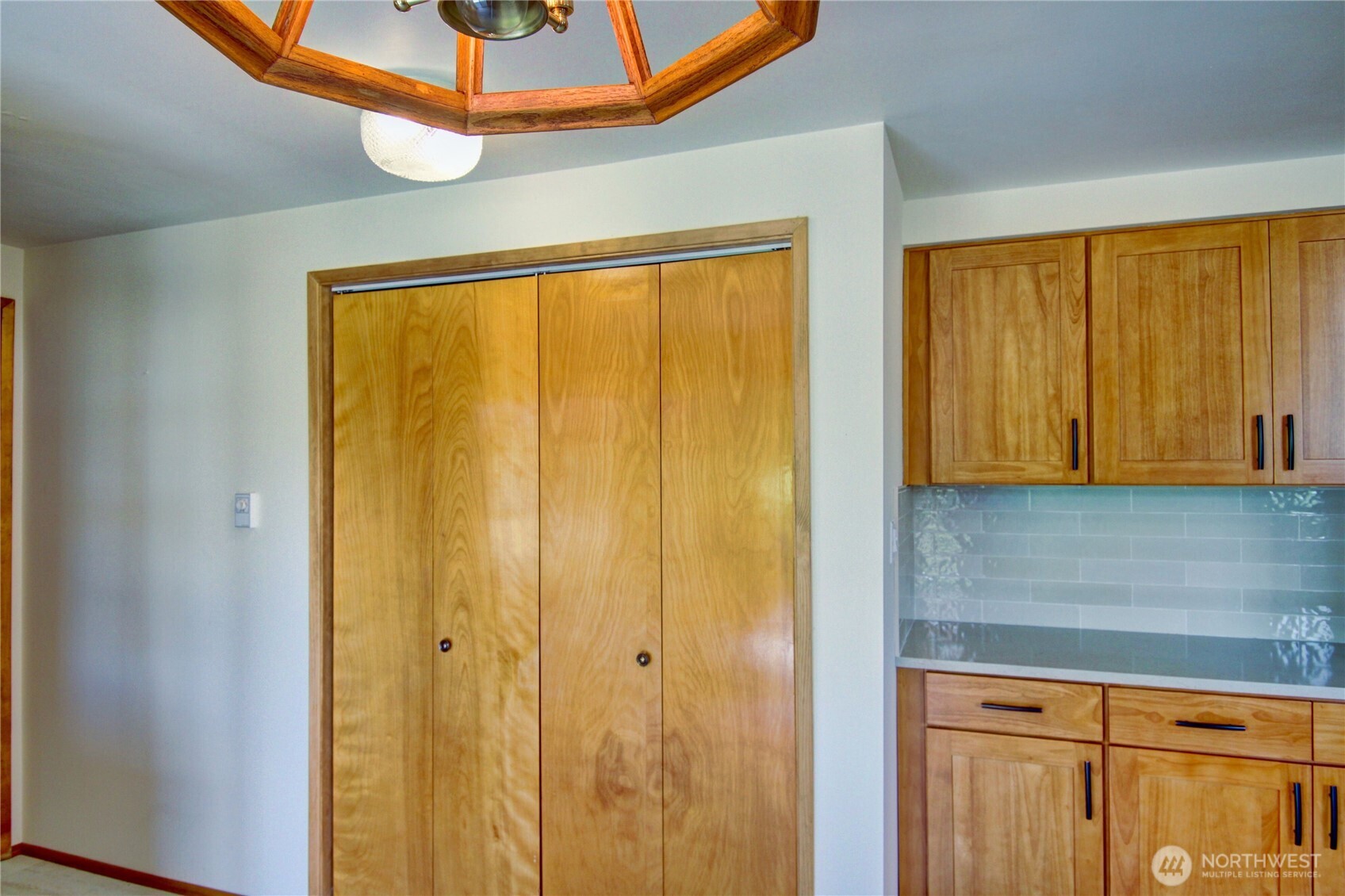 1907 Sparrs Lane Property Photo 26