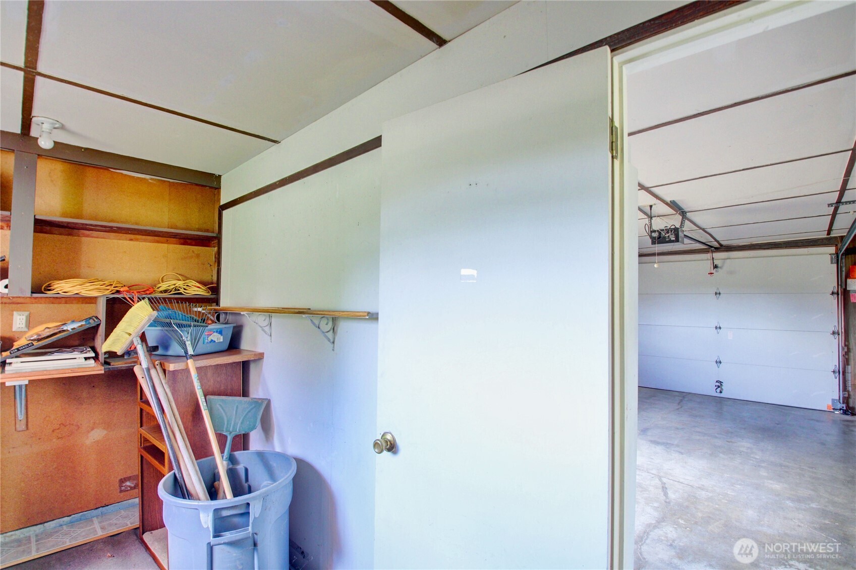 1907 Sparrs Lane Property Photo 34